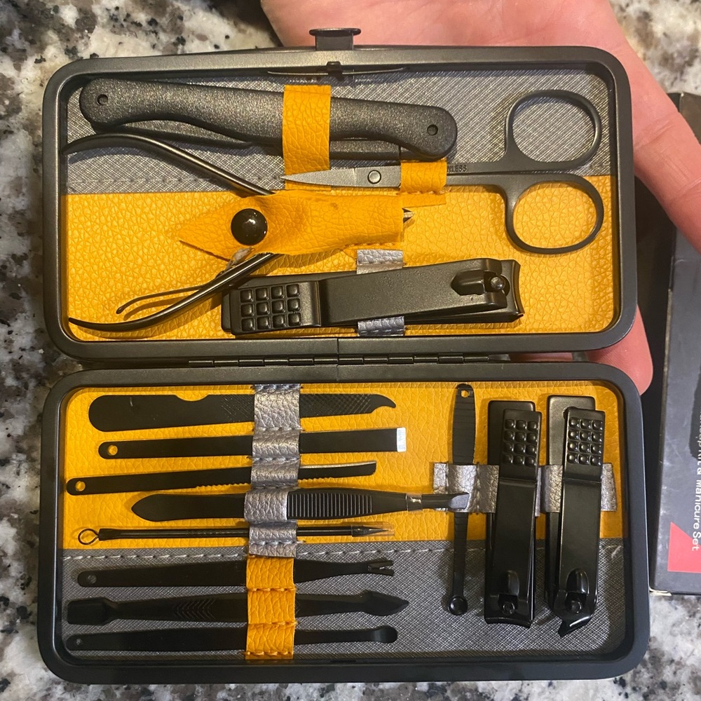 Premium Nail Grooming Kit - Black and Yellow